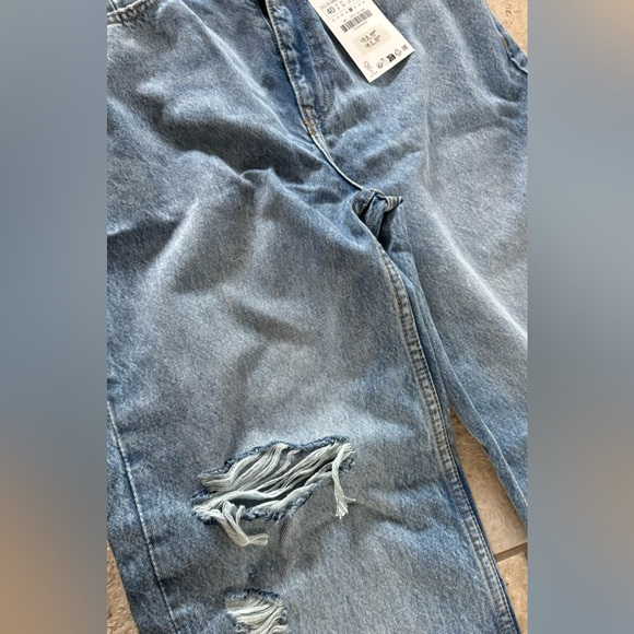Zara jeans, size 40 NWT - Picture 3 of 5